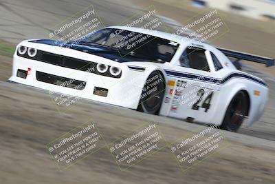 media/Oct-25-2025-CalClub SCCA (Sat) [[34c778dfbe]]/Group 4/Race/